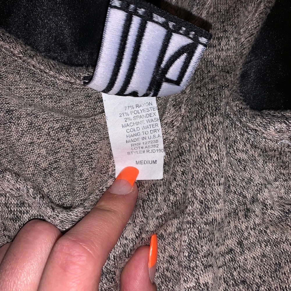 Dress - Picture 3 of 3